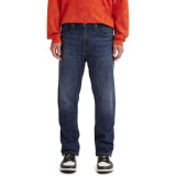 Образ з джинсами Levi's 559 Relaxed Straight Jeans Grapevyne та кросівками для активного стилю 2026