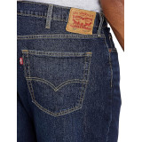 Чоловічі джинси Levi's 559 Nail Loop Knot темно-синього кольору на моделі