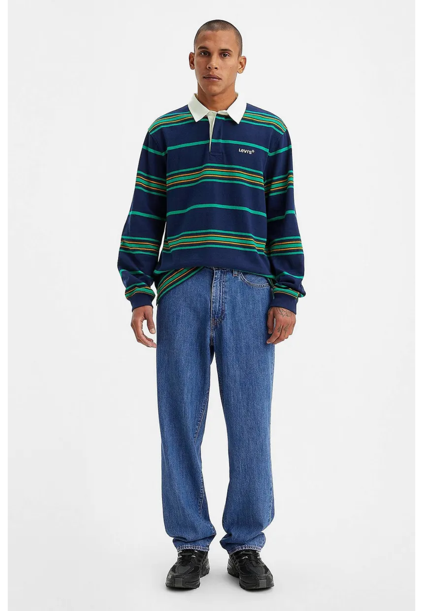 Outfit with Levi's 568 Loose Linen+ Denim Jeans Tailored Scholar on summer walk 2026