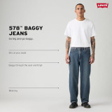 Чоловічі джинси Levi's 578 Baggy Fit у кольорі Bag Secured з oversize футболкою та кросівками