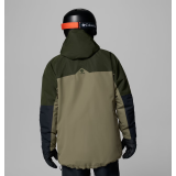 Outfit with Columbia Coreshot Ski Jacket Stone Green on the slopes 2026