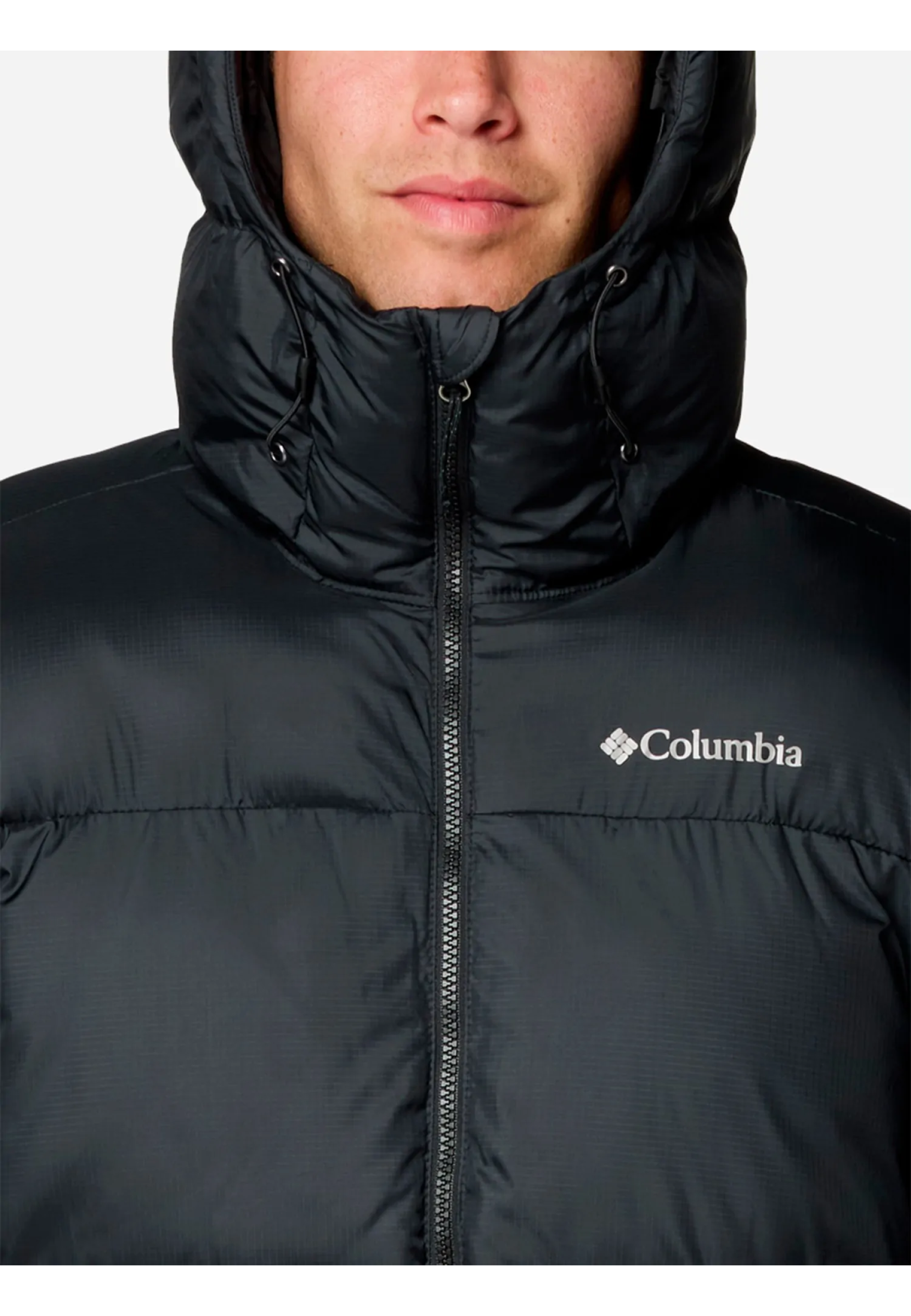 Образ с курткой Columbia Pike Lake II Hooded Jacket 2024 Black на зимней прогулке 