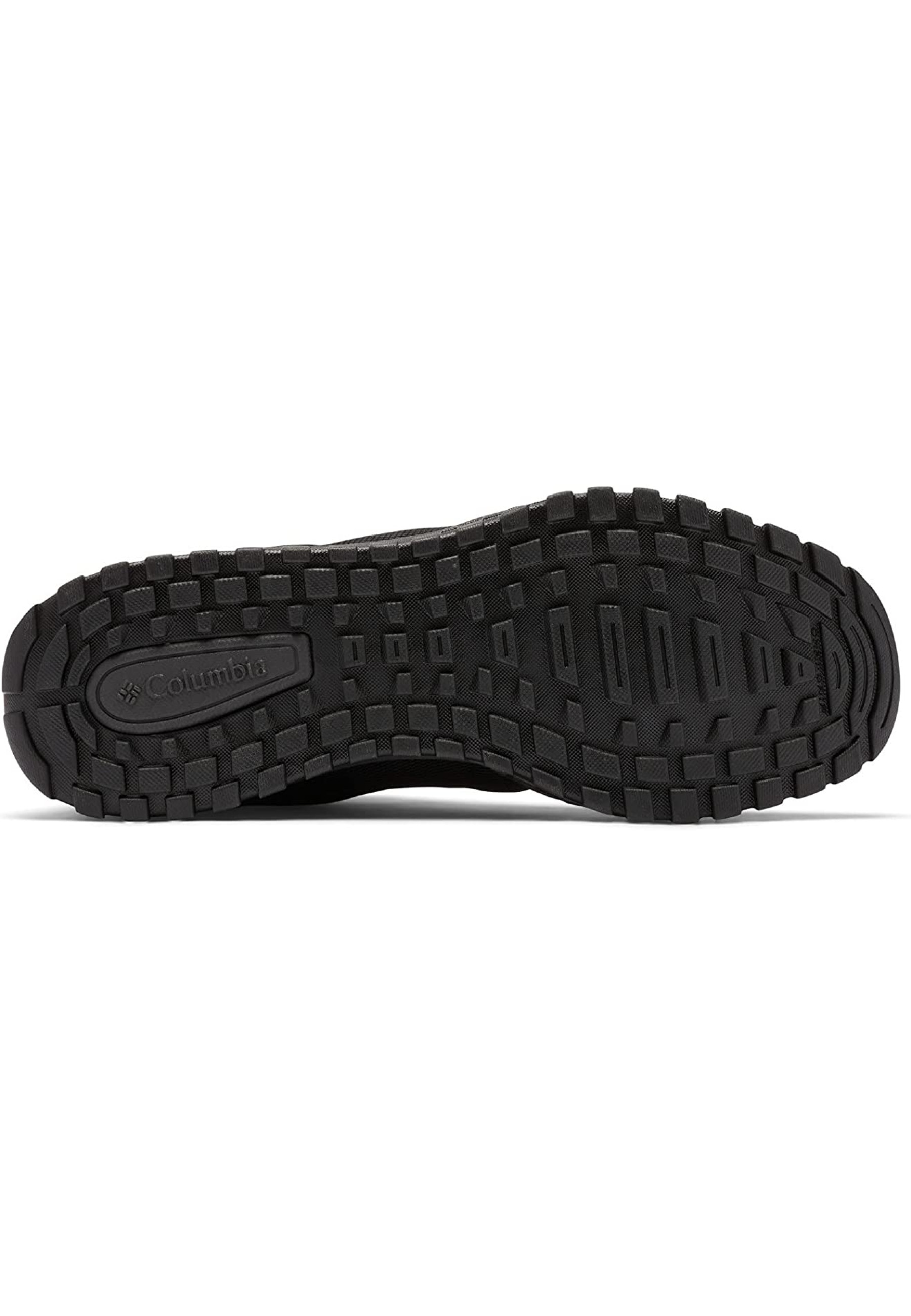 Чоловічі трекінгові черевики Columbia Fairbanks Mid Black Shark у поході 2026