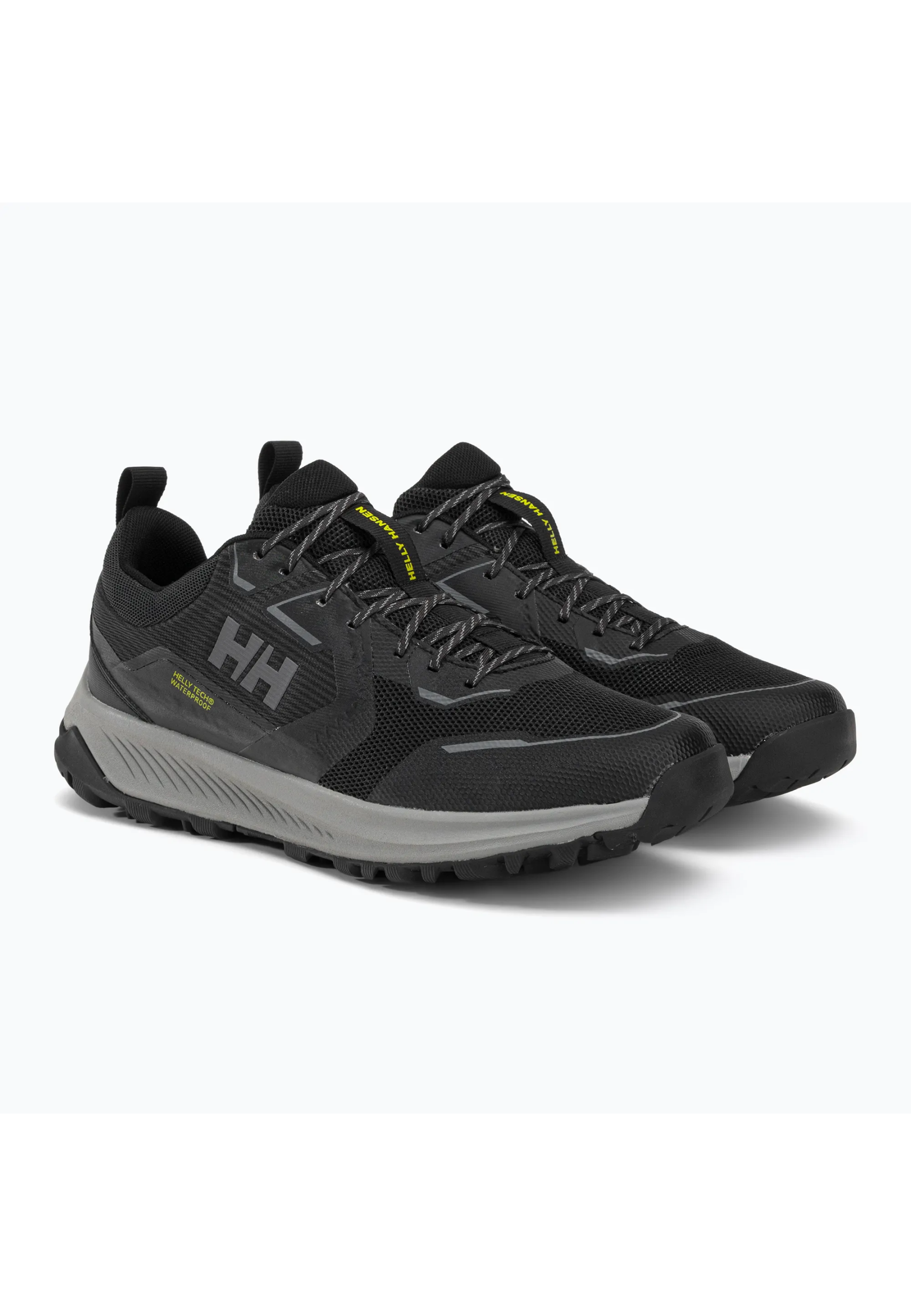 Чоловічі трекінгові черевики Helly Hansen GOBI 2 Waterproof HT Black/Sweet на гірській стежці