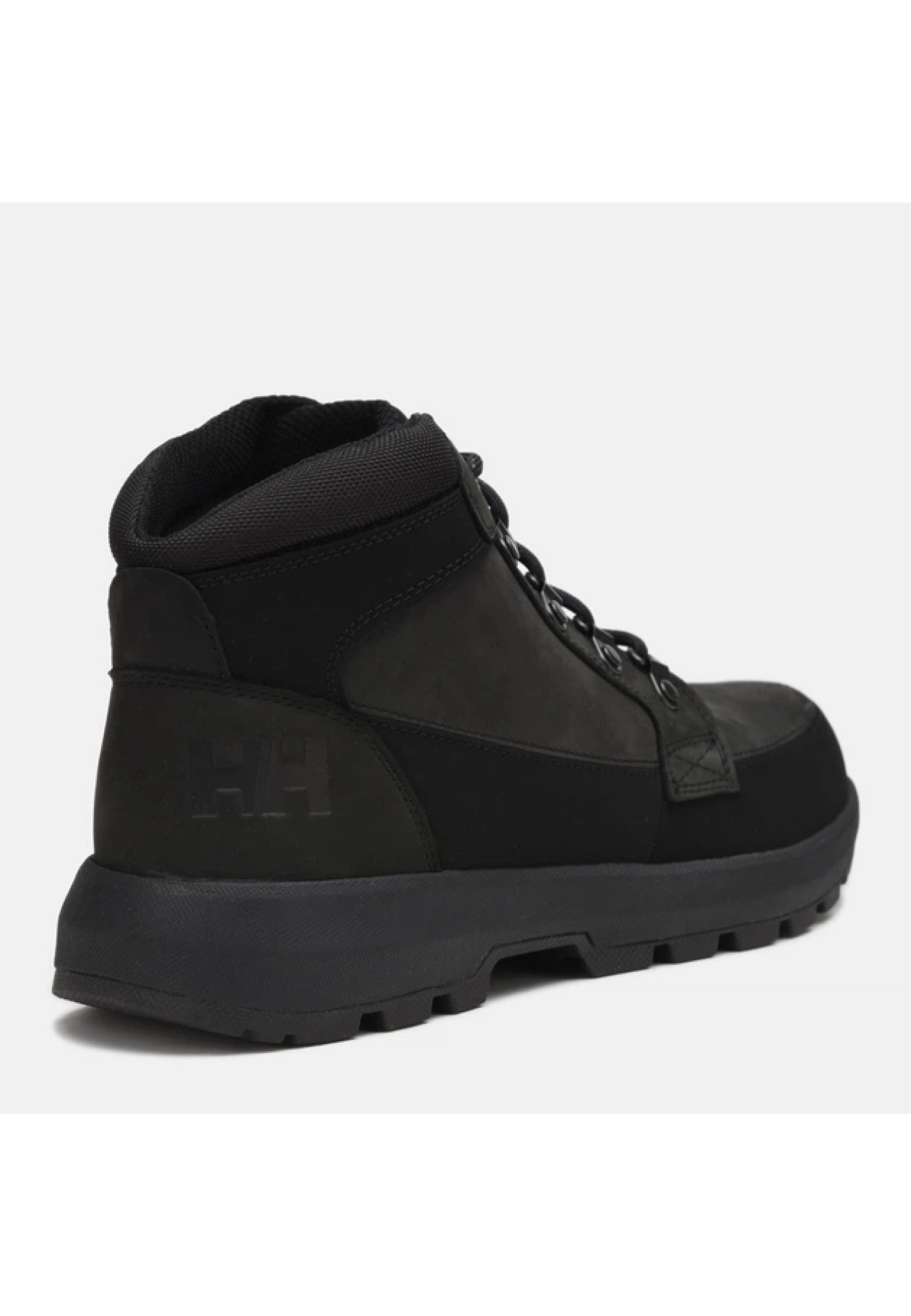 Образ с ботинками Helly Hansen Richmond Mid Boots Black и джинсами для трекинга 2026