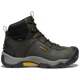 Hiking outfit with KEEN Revel III Mid Waterproof Magnet/Tawny Olive boots in mountains 2026