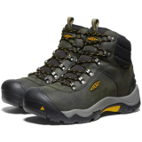 Hiking outfit with KEEN Revel III Mid Waterproof Magnet/Tawny Olive boots in mountains 2026
