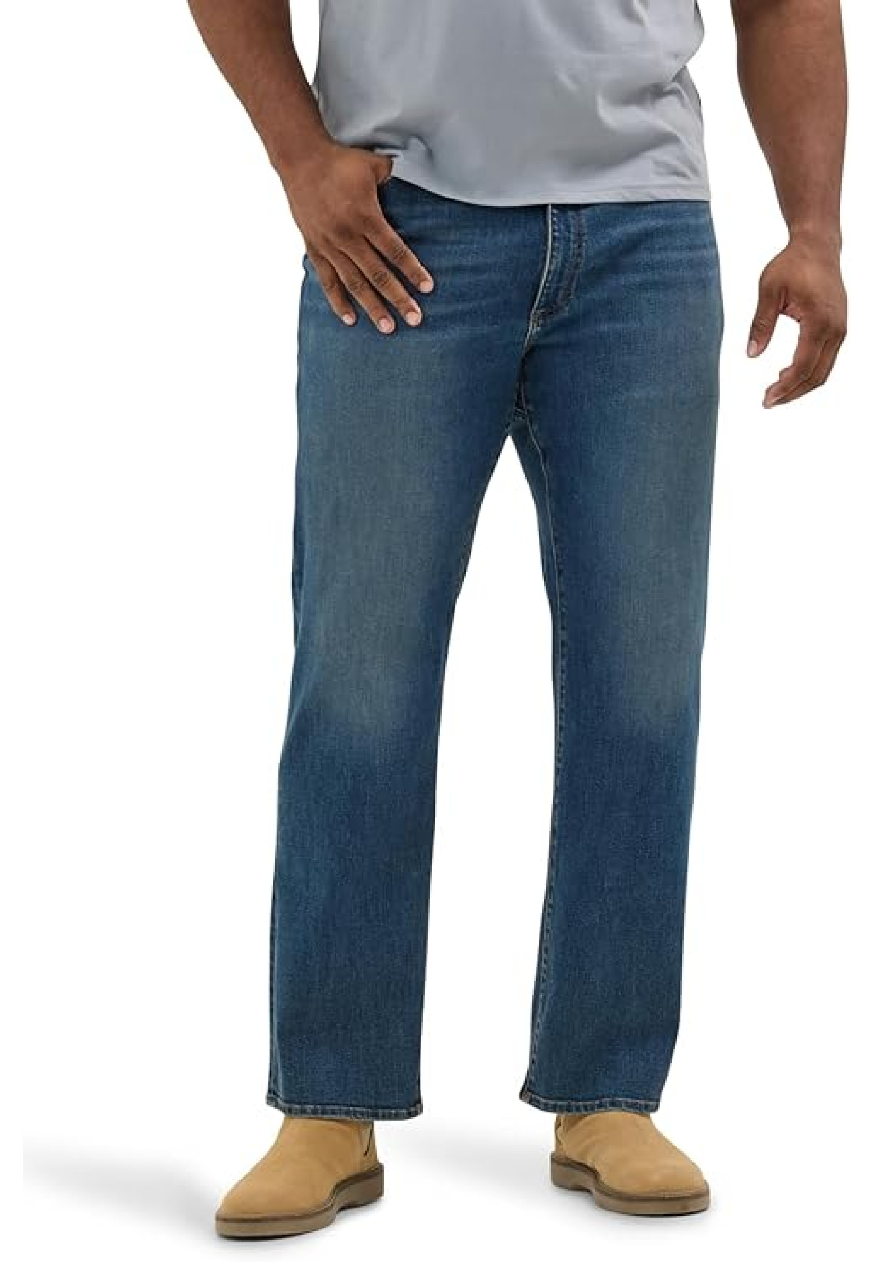 Lee Men's Extreme Motion Relaxed Straight Jean у кольорі Warrior – вигляд спереду та деталі крою