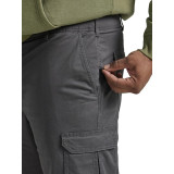 Образ с брюками LEE Extreme Motion Twill Cargo Pant Charcoal и кроссовками для активного стиля 2026