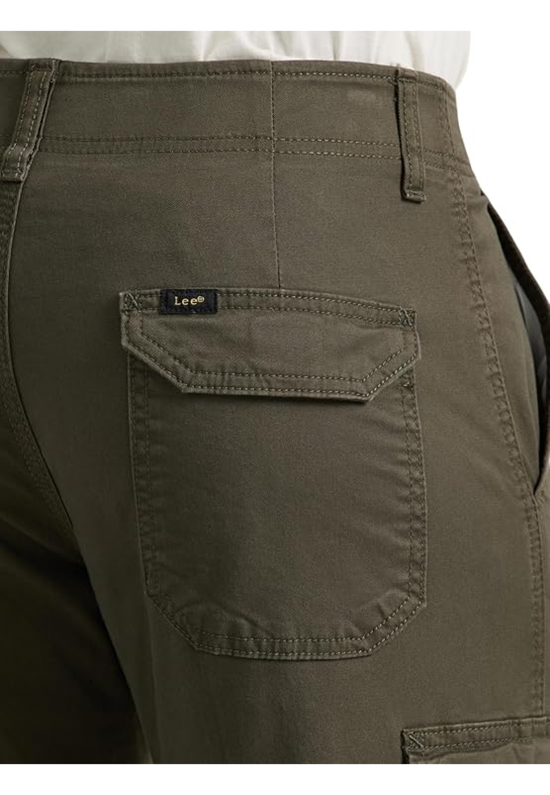 Мужские джинсы Lee Men's Extreme Motion Twill Cargo Pant Frontier Olive от Jeansok