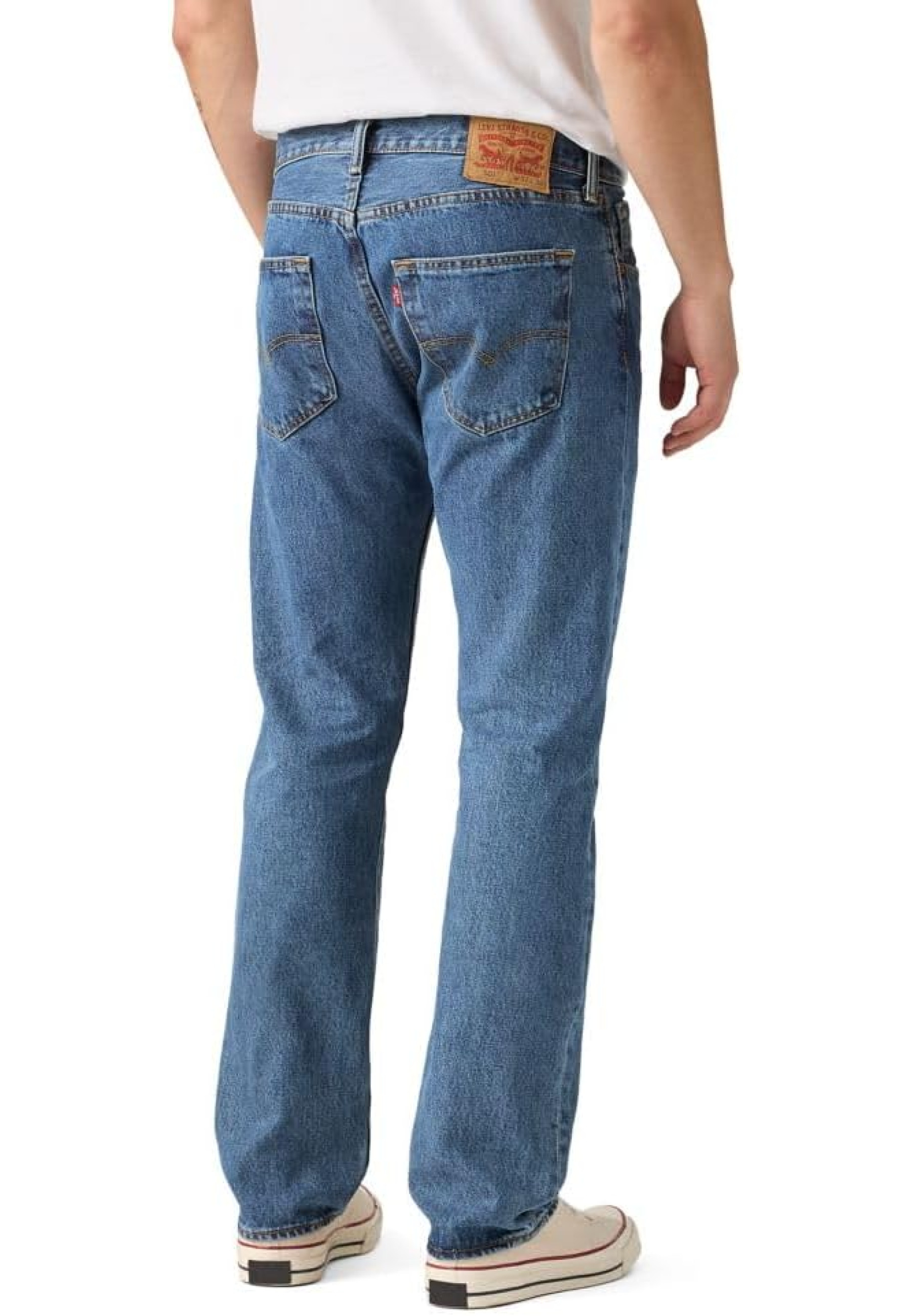 Мужские джинсы Levi's 501 Original Fit Medium Stonewash в повседневном образе