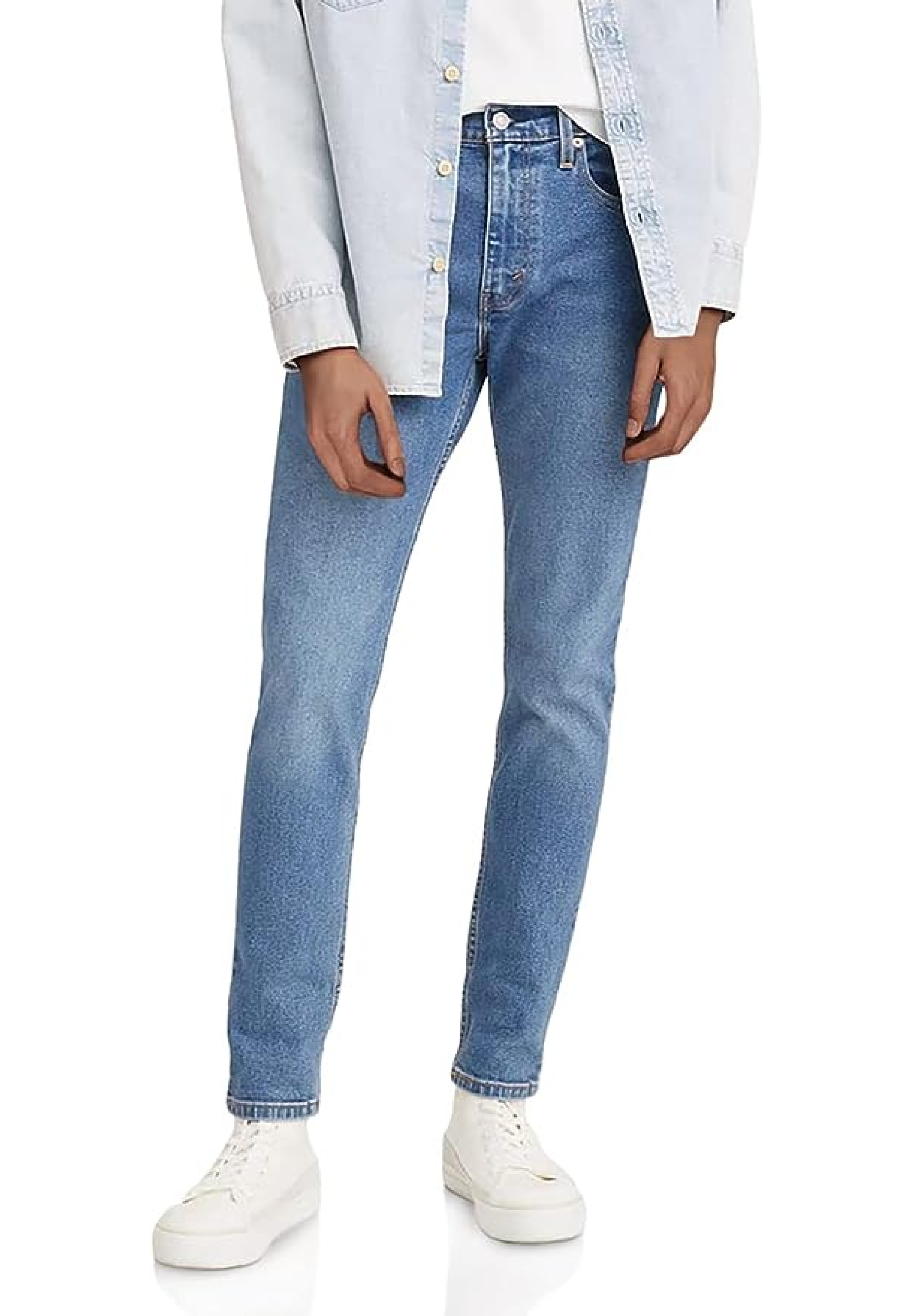 Образ з джинсами Levi's 512 Slim Taper Fit Kota Mid на міській прогулянці 2026