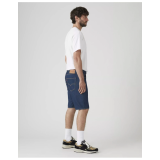 Мужские шорты Levi's 501 Original Fit Lightweight 9" Late Edition в повседневном образе