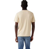 Outfit with Levi's Graphic Crewneck Tee Heritage Americana Eagle Triblend and jeans for casual 2026 style