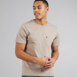 Чоловіча футболка Levi's Classic Pocket T-shirt у кольорі Fungi White