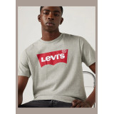 Чоловіча футболка Levi's Logo Classic T-shirt Grey у повсякденному образі з джинсами