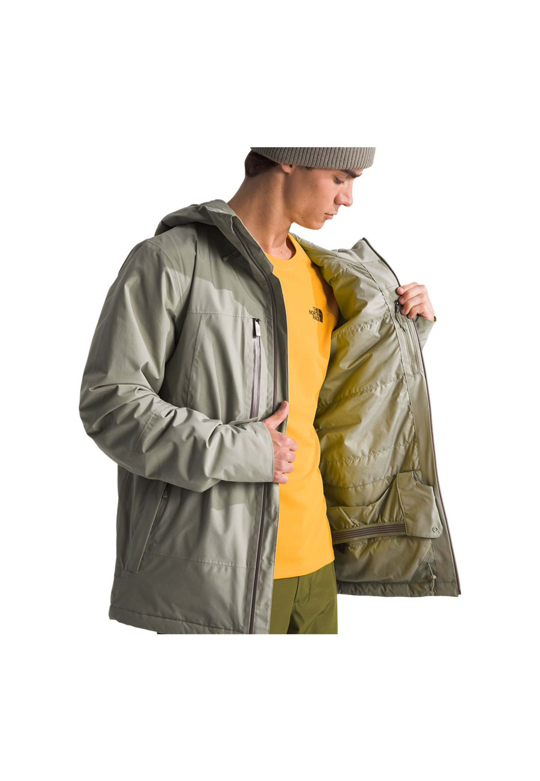 Образ с курткой The North Face Descendit Jacket Gray на горном склоне 2025