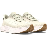 Outfit with Under Armour Infinite 6 Silt/White on morning run 2026