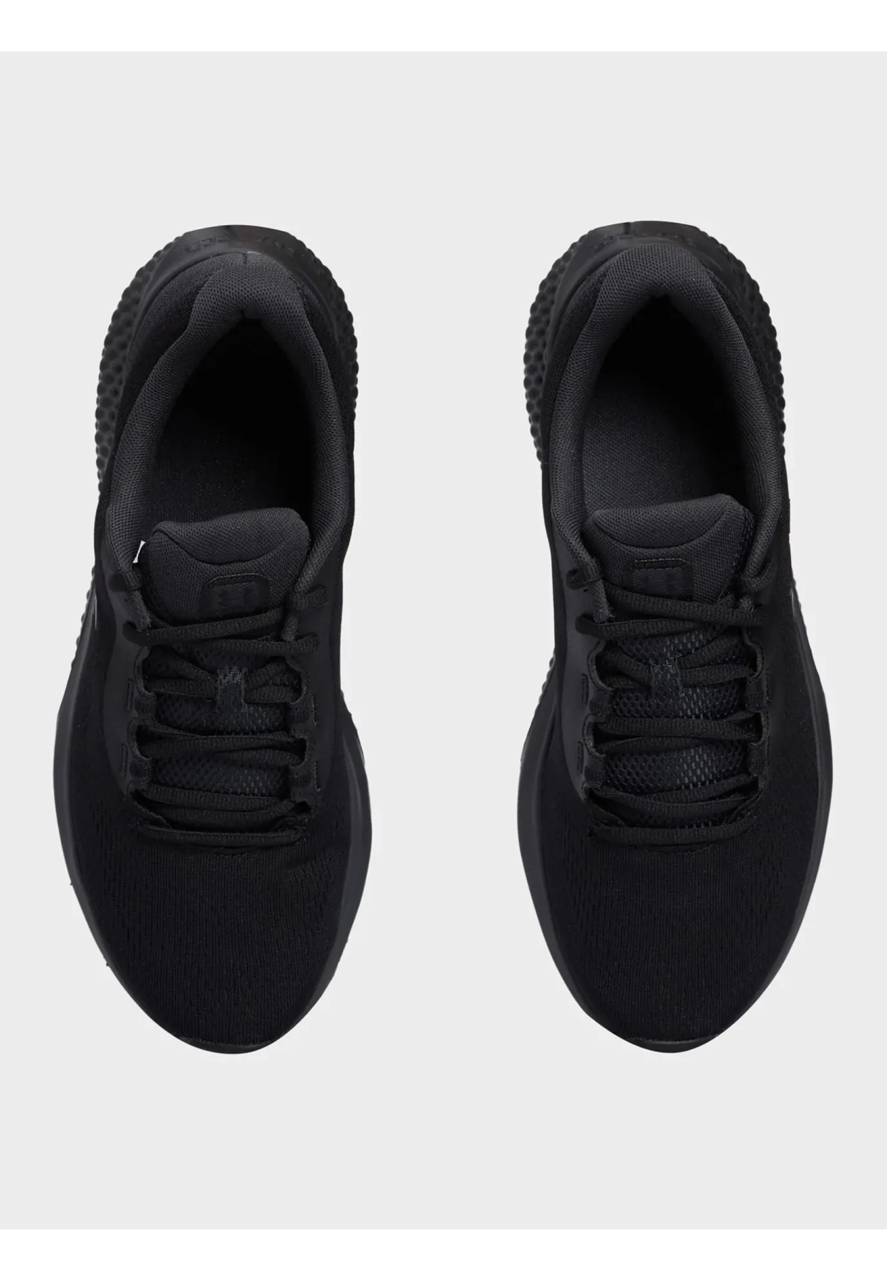 Outfit with Under Armour Charged Rogue 4 Running Shoes Black on morning run 2026