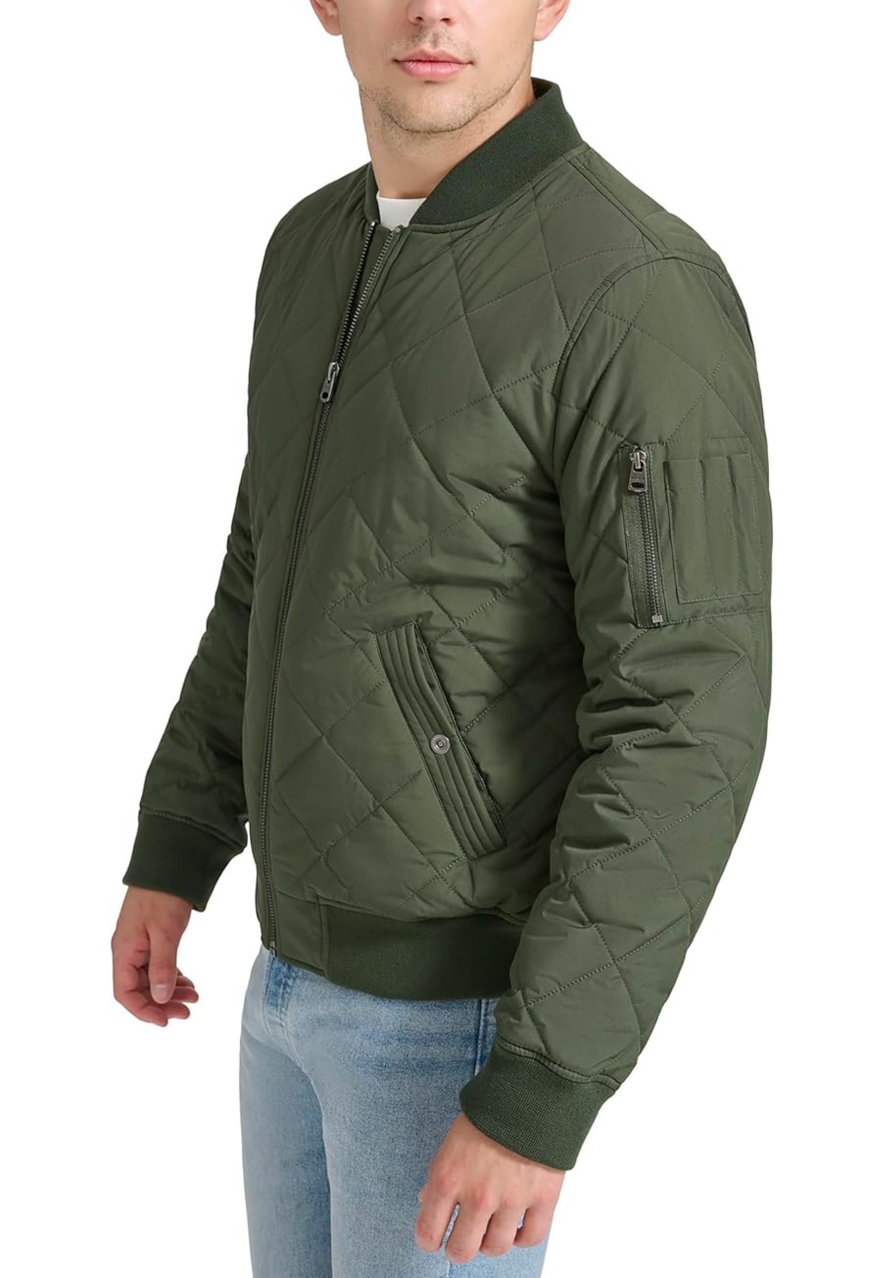 Чоловіча куртка Levi's Diamond Quilted Bomber Jacket Olive у міському образі