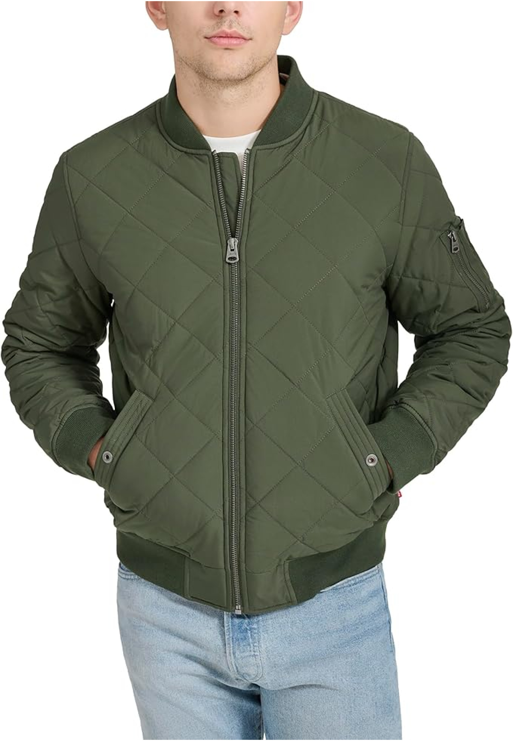 Чоловіча куртка Levi's Diamond Quilted Bomber Jacket Olive у міському образі