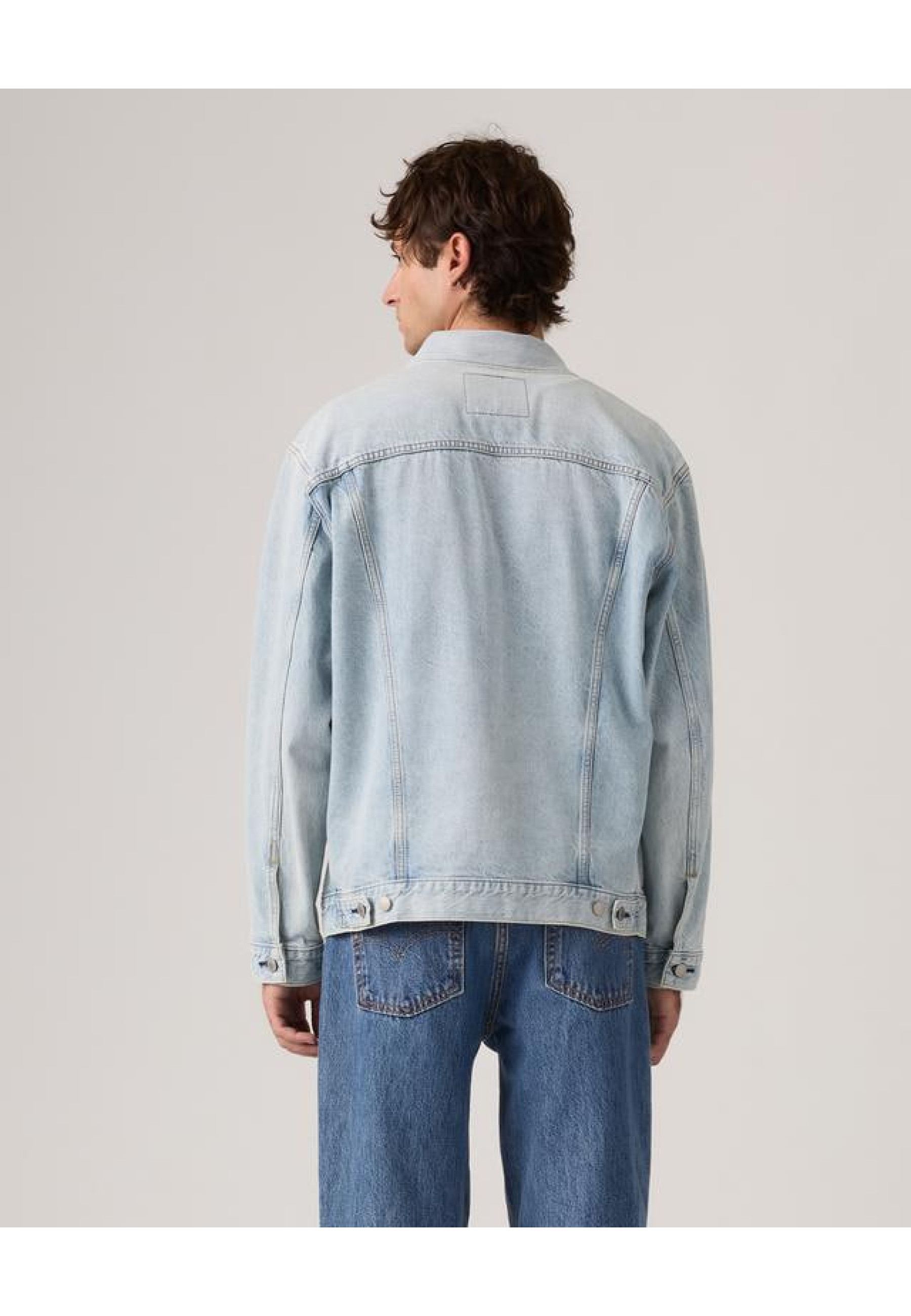 Levi's Relaxed Fit Trucker Jacket Into The Light Light Wash A57820112 men's denim jacket