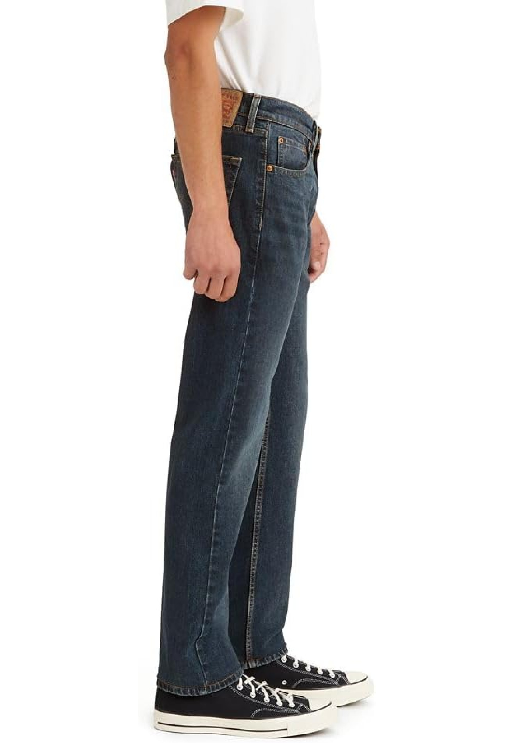 Образ з джинсами Levi's 505 Regular Fit Hawker та взуттям для активного стилю 2026