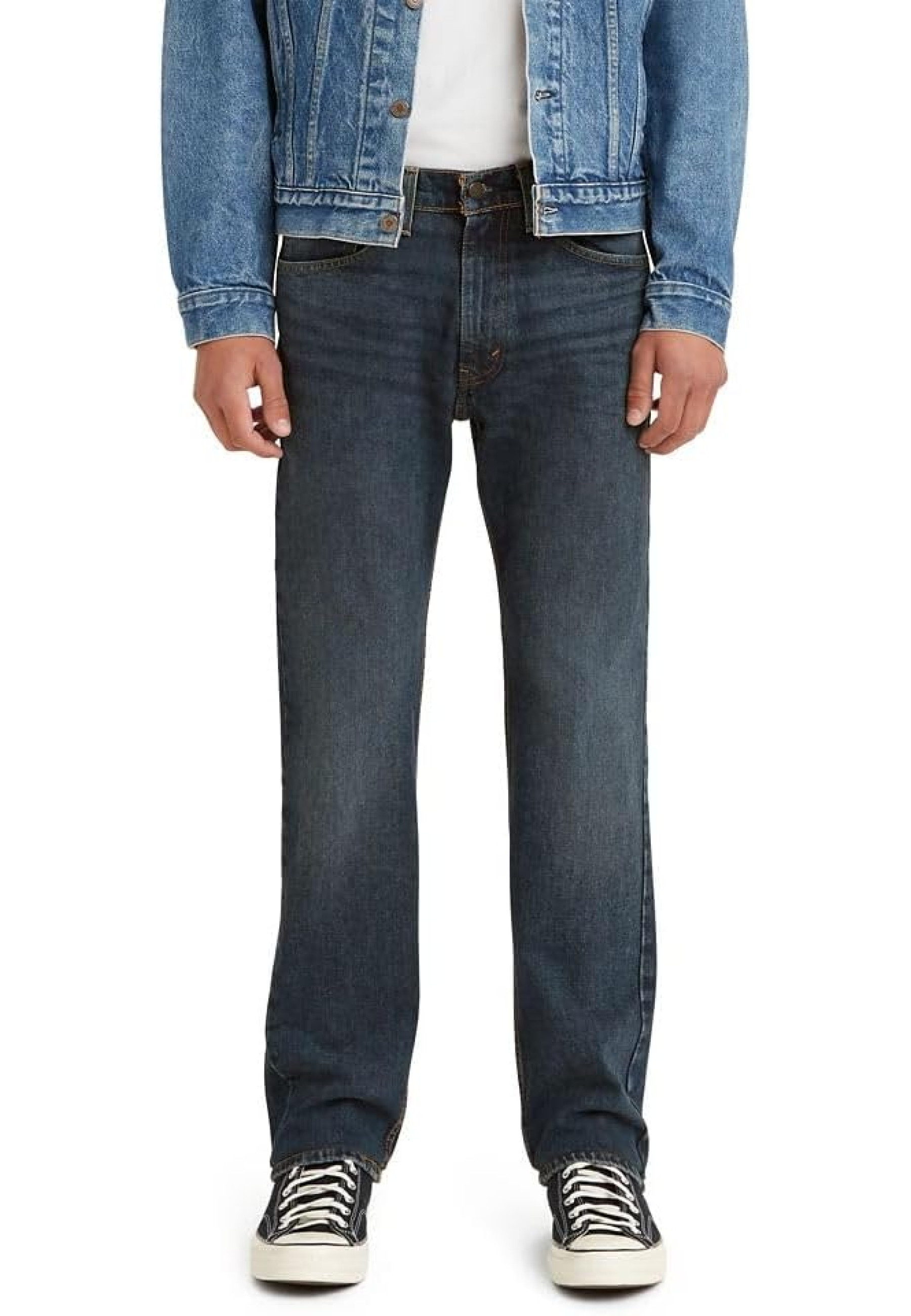 Образ з джинсами Levi's 505 Regular Fit Hawker та взуттям для активного стилю 2026