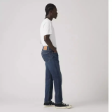 Чоловічі джинси Levi's 502 Taper Fit Blue Expanse у міському casual образі