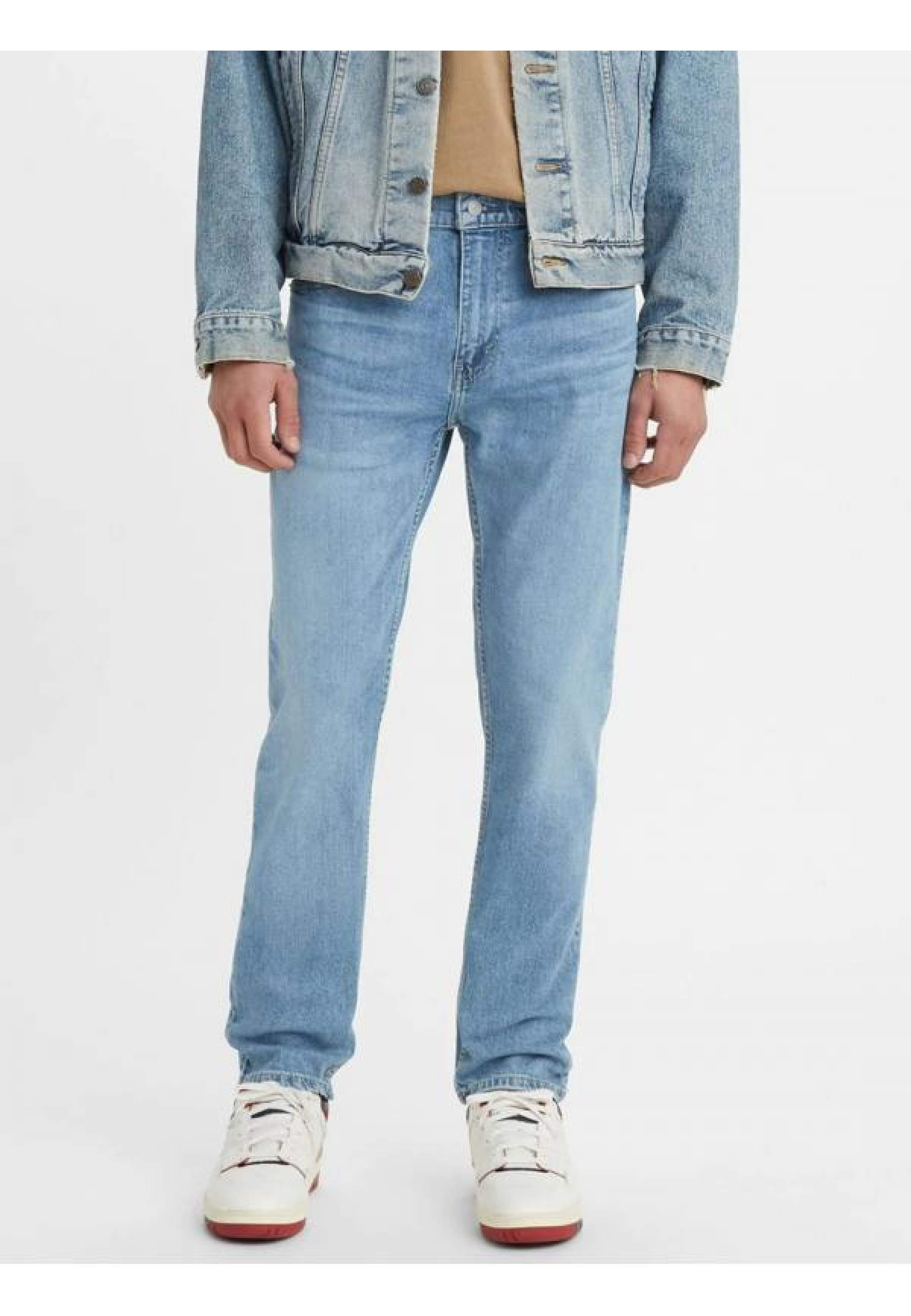 Мужские джинсы Levi's 502 Davie Ivy глубокого зеленого цвета на модели