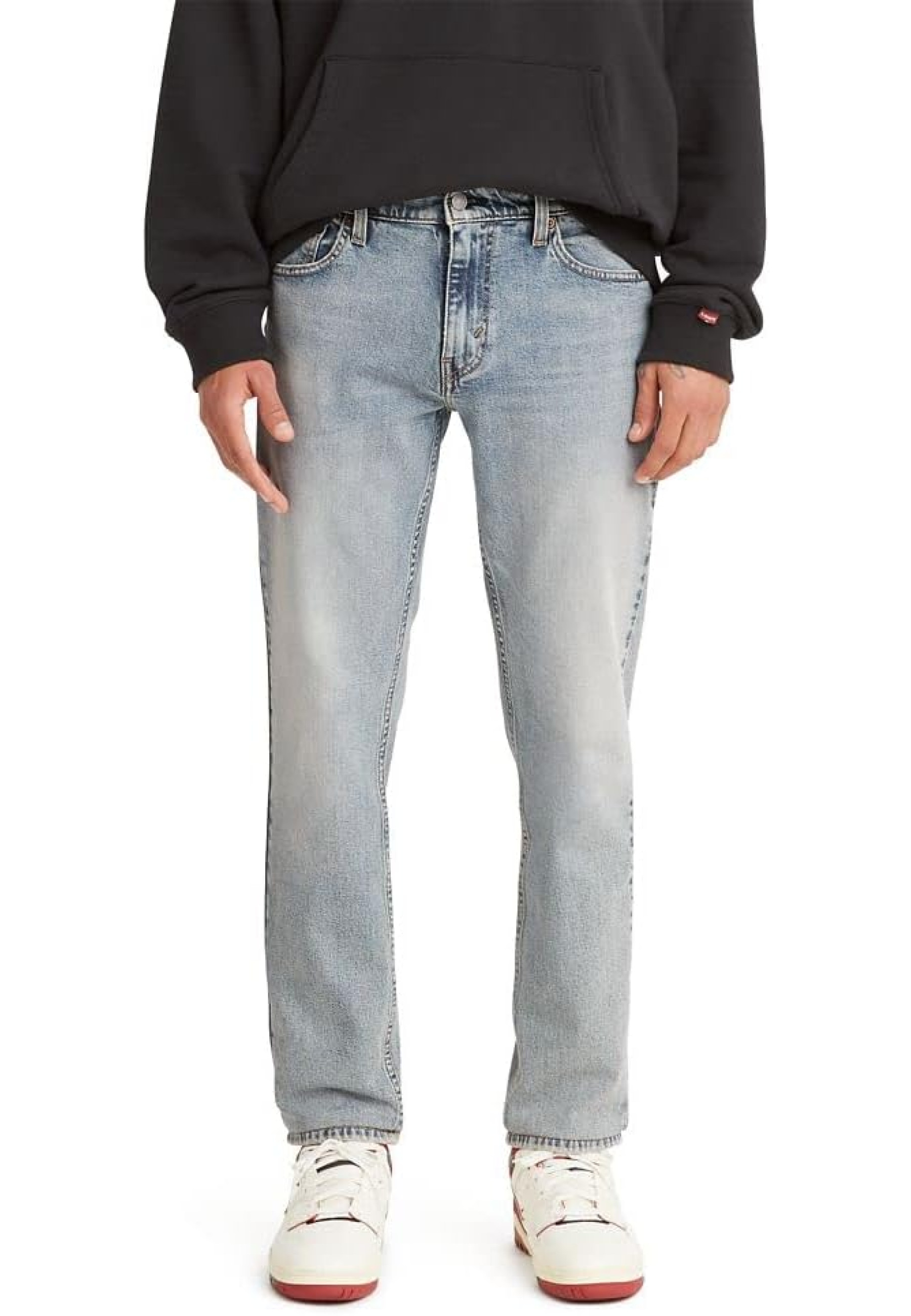 Мужские джинсы Levi's 511 Slim Fit Everyday Authentic в городском образе