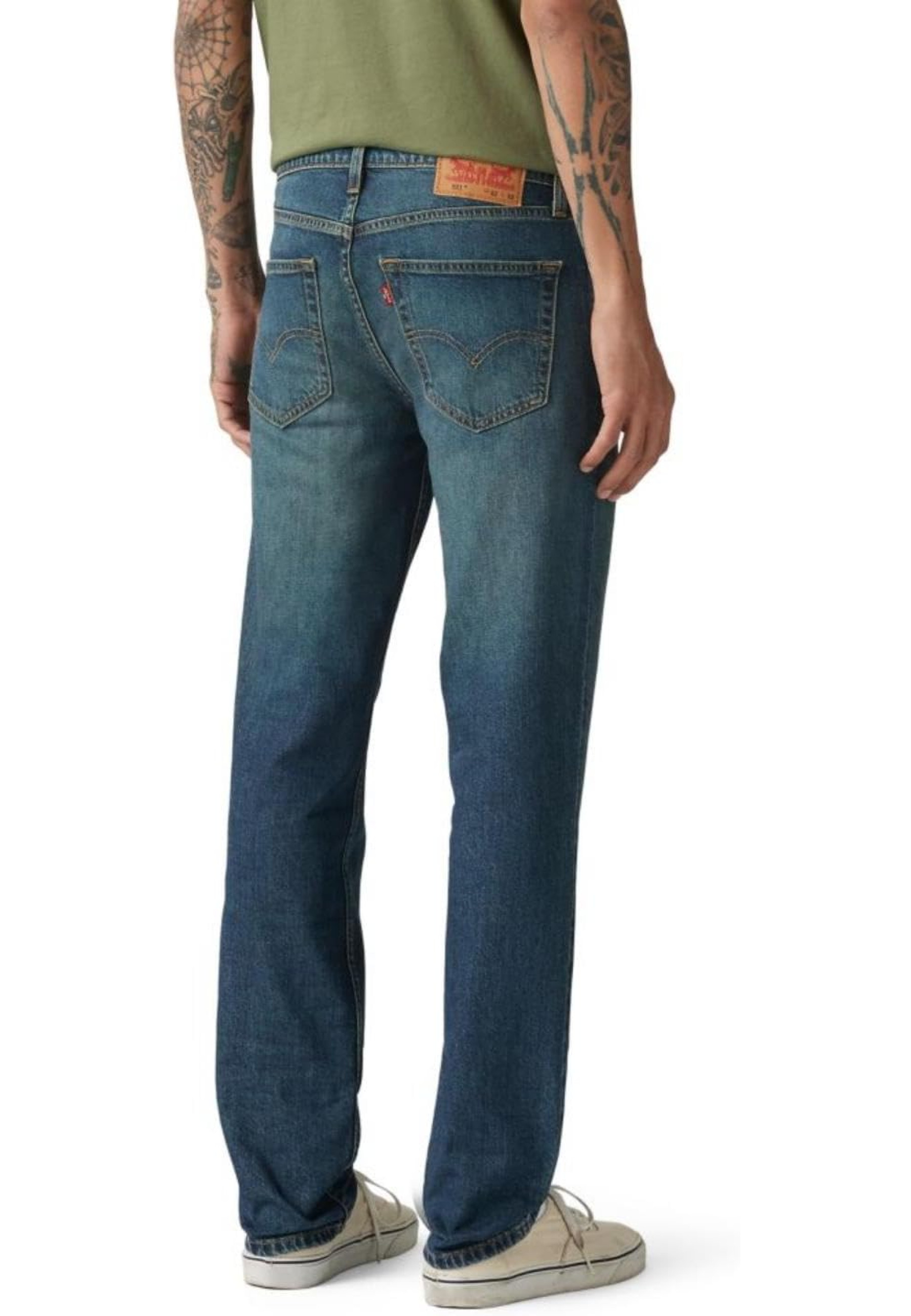 Образ з джинсами Levi's 511 Slim Fit Hard Edge та взуттям 2025