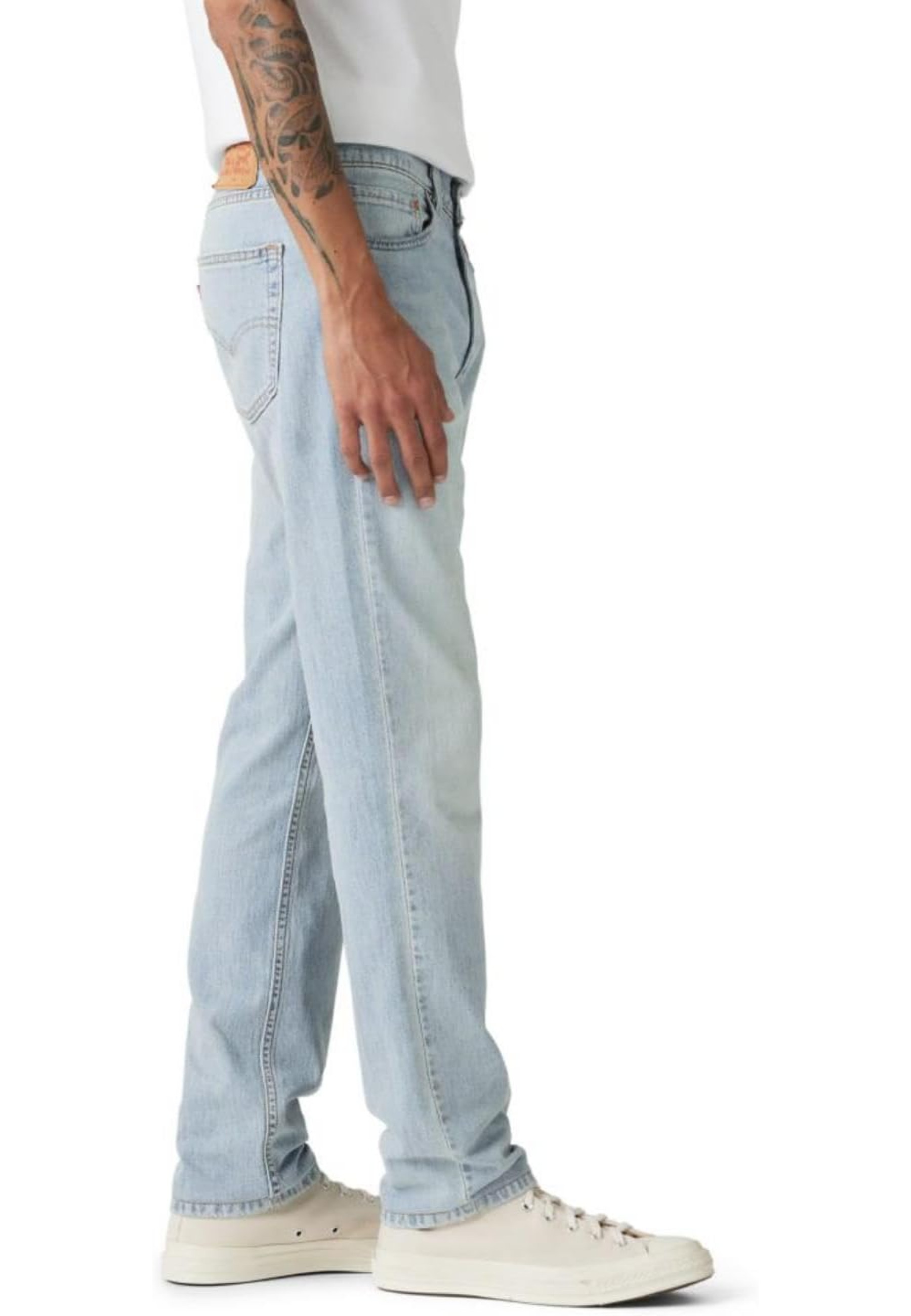 Levi's 511 Slim Fit Jeans Open Doors in urban casual outfit