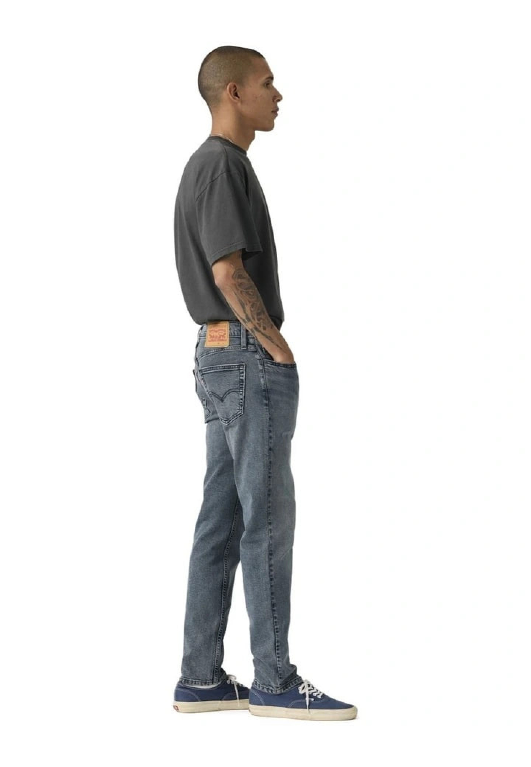 Чоловічі джинси Levi's 511 Slim кольору Shrouded In Mystery Blue, slim-крій через стегна