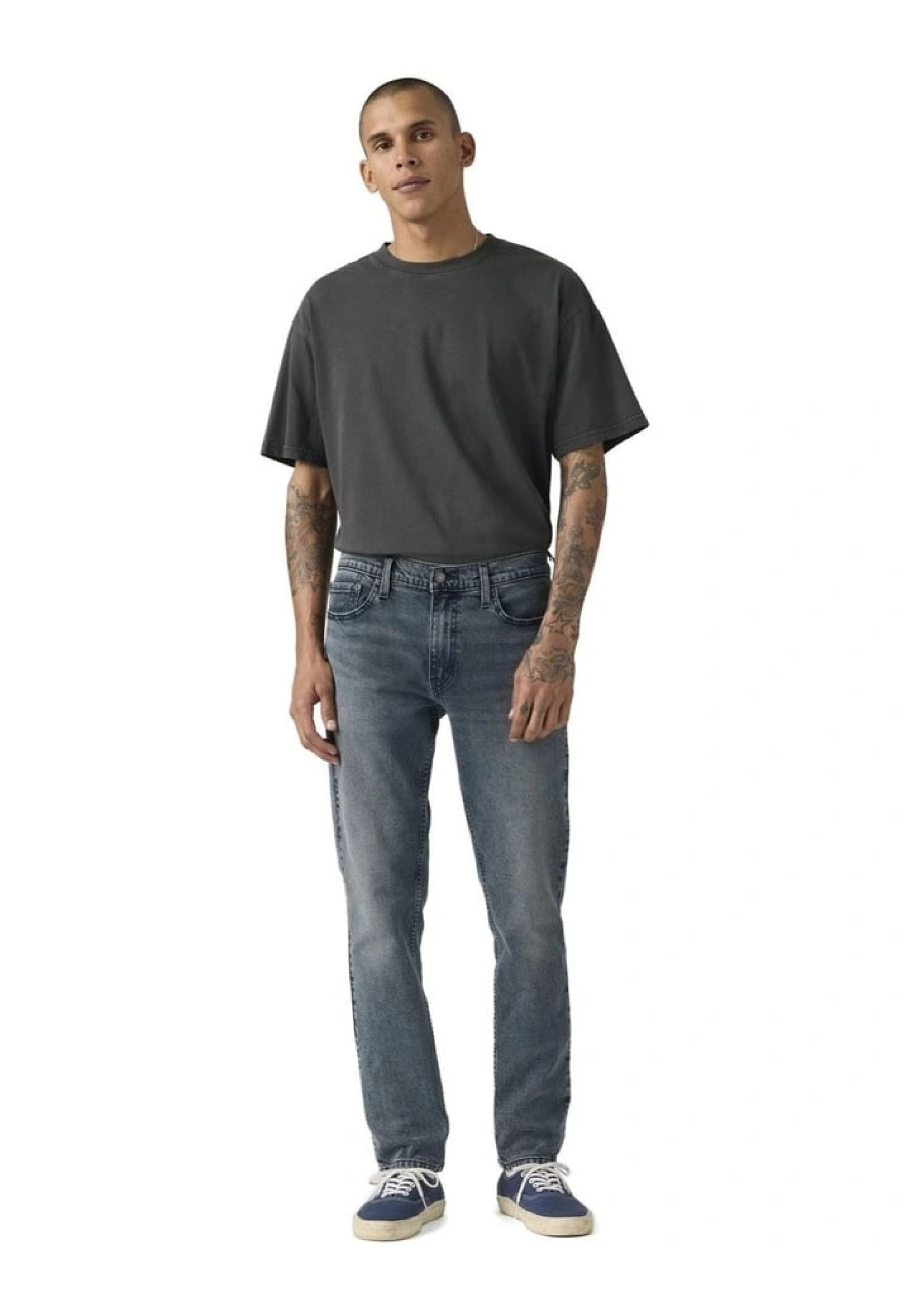 Чоловічі джинси Levi's 511 Slim кольору Shrouded In Mystery Blue, slim-крій через стегна