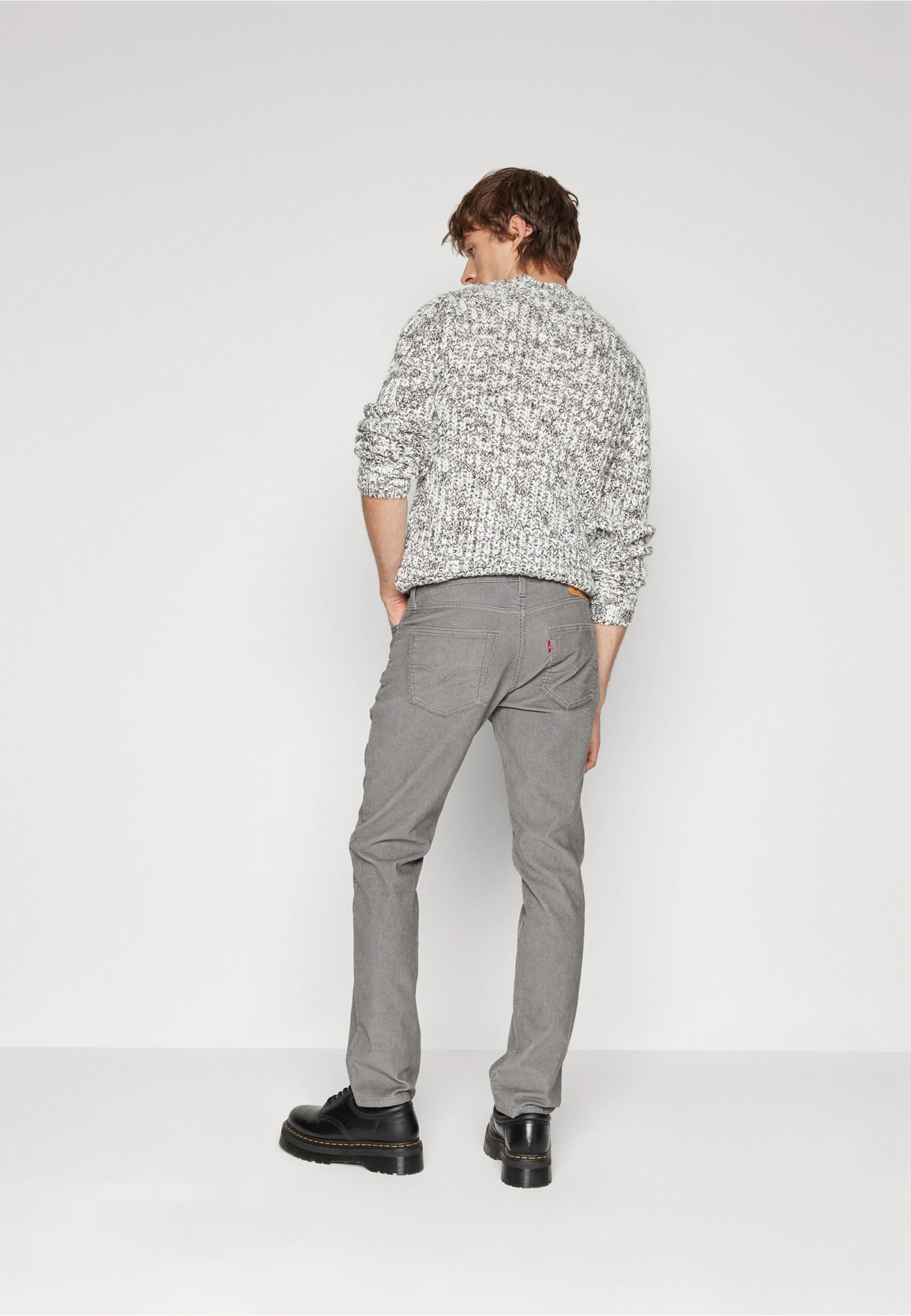 Образ з джинсами Levi's 511 Slim Fit Corduroy Pewter Grey та курткою 2025