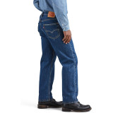 Чоловічі джинси Levi's 550 Relaxed Fit Dark Stonewash у повсякденному образі