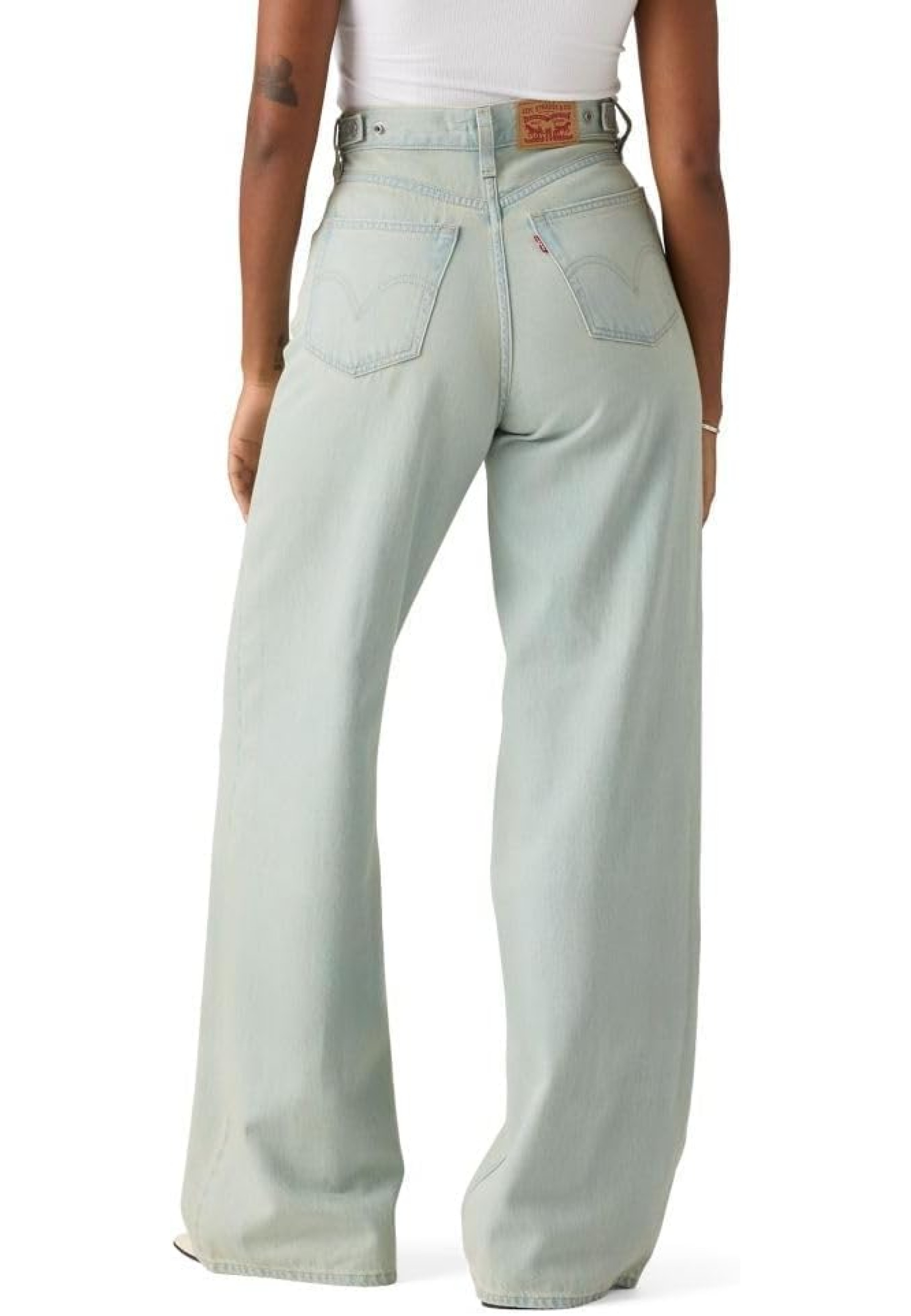 Levi's Cinch Baggy Women's Jeans On Blast Style #001UP0009 — high-rise baggy denim with back cinch adjusters