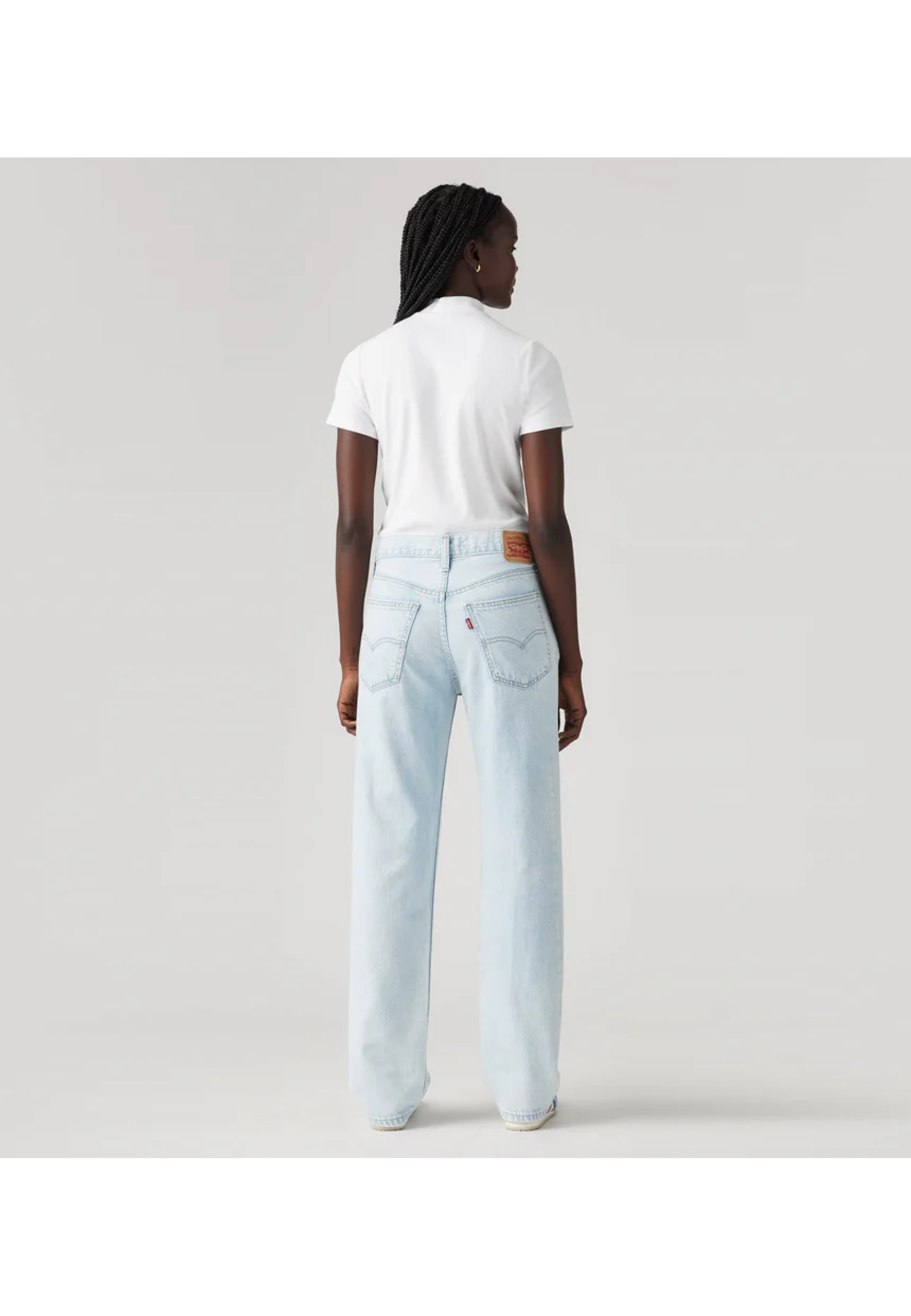 Levi's Low Pro Lightweight Women's Jeans Right Over Light Wash in casual outfit