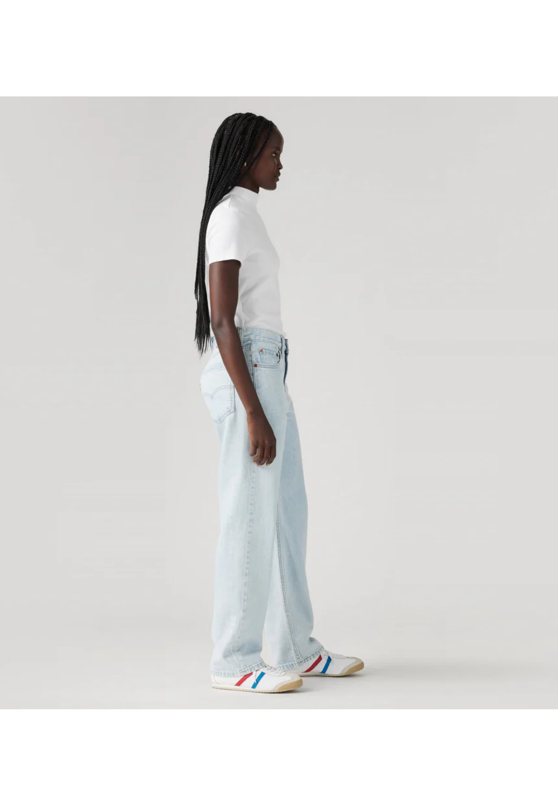 Levi's Low Pro Lightweight Women's Jeans Right Over Light Wash in casual outfit